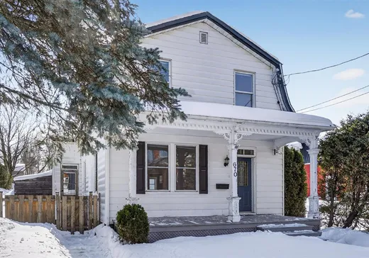 Maison à vendre - 670 Rue Principale, Lachute, J8H 1Z1