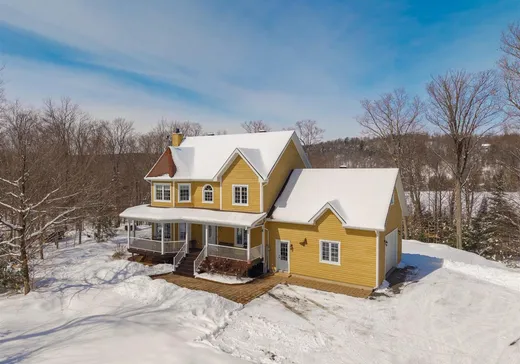 Two or more stories for sale - 392 Ch. Dulude, Orford, J1X6P4