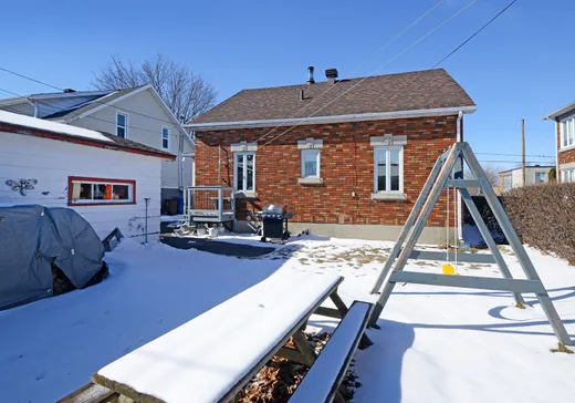 Maison à vendre - 112 Rue St-Charles, Salaberry-de-Valleyfield, J6S 4A1