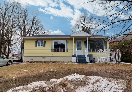 Maison à étages à vendre - 21 Rue Méthot, Warwick, J0A1M0