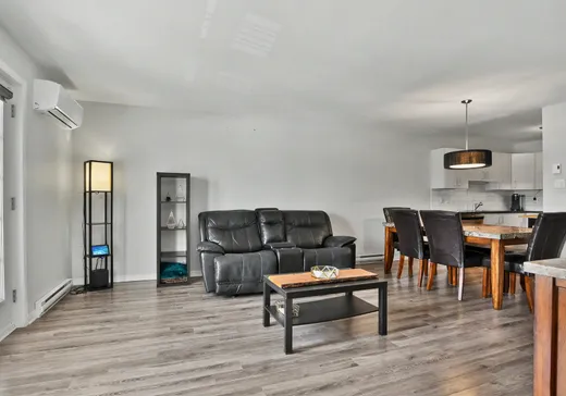 Condo à vendre - 63 Place du Marché, Deux-Montagnes, J0N 1M0