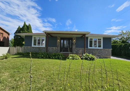Maison à étages à vendre - 2087 Rue de Régina, Chicoutimi-Jonquière, G7S3C1