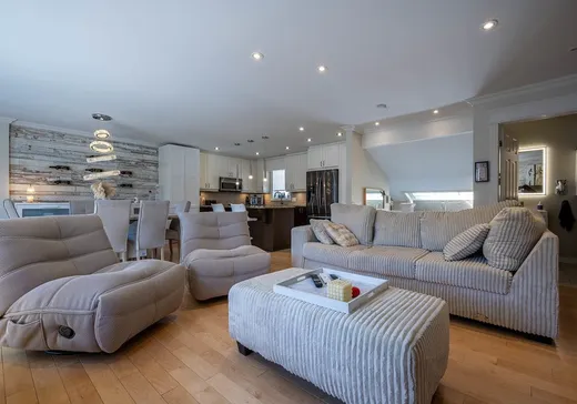 House for sale - 1360 Rue Chantovent, Sainte-Adèle, J8B 2Y5