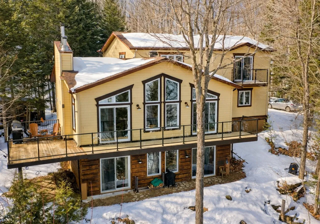 2322 Ch. du Tour-du-Lac — photo 1