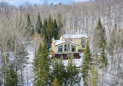 House for sale - 2322 Ch. du Tour-du-Lac, Lac-Des-Plages, J0T 1K0