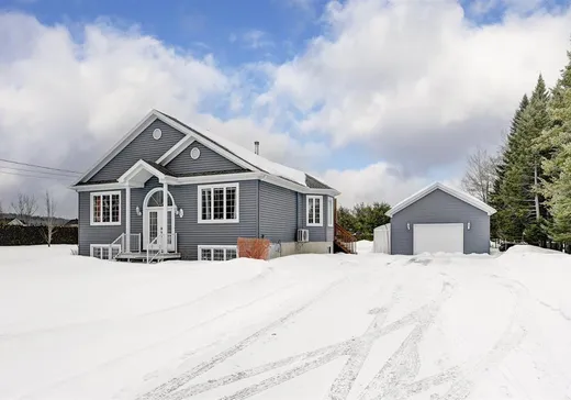 Bungalow à vendre - 26 Rue de Bretagne, Shannon, G3S1K7