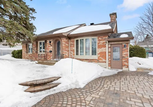 Bungalow à vendre - 1245 Av. Rabelais, Charlesbourg, G1H4L2