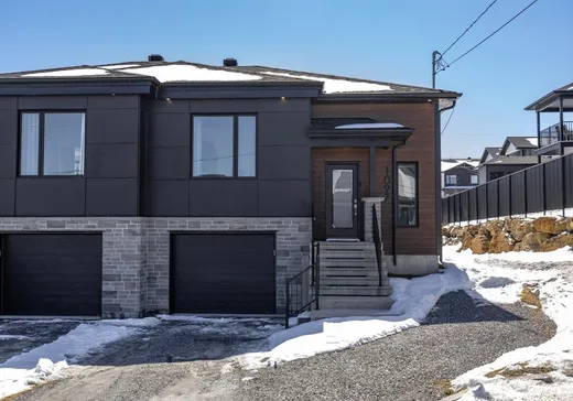 Bungalow for sale - 1097 Rue Chalmers, Les Nations, J1H0M3