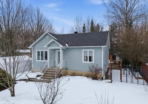 House for sale - 155 Rue des Durbecs, Drummondville, J2A 2C3