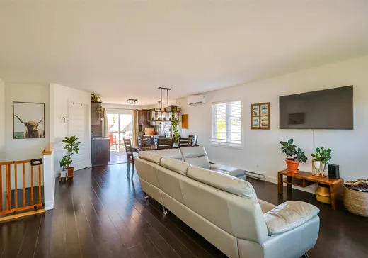 Maison à vendre - 11 Rue Belisle, Victoriaville, G6S 1N3