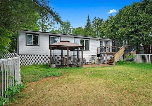 Maison à vendre - 144 Ch. Flood, Campbell's Bay, J0X 1K0