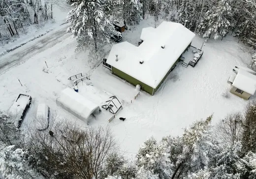 Maison à vendre - 132 Ch. de la Falaise, Lac Superieur, J0T 1J0