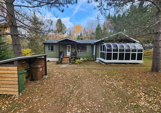 Maison à vendre - 132 Ch. de la Falaise, Lac Superieur, J0T 1J0