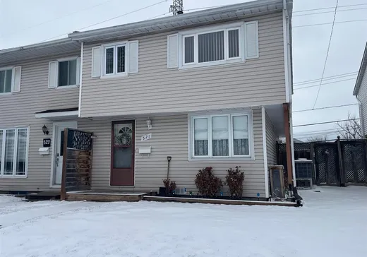 Maison à étages à vendre - 521 Rue St-Luc, Gatineau, J8P3G3