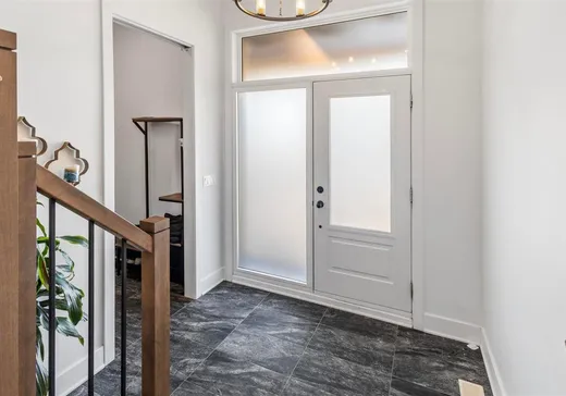 Maison à vendre - 96 Ch. de la Pointe-aux-Renards, Pincourt, J7W 0C3