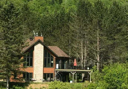 Maison à vendre - 18 Rue des Val-des-Bois, Sainte-Brigitte-de-Laval, G0A 3K0