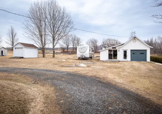 Maison à vendre - 3 Rue des Buttes, Warwick, J0A 1M0