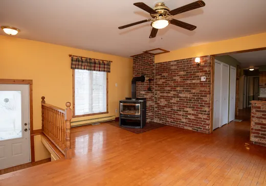 Maison à vendre - 3 Rue des Buttes, Warwick, J0A 1M0