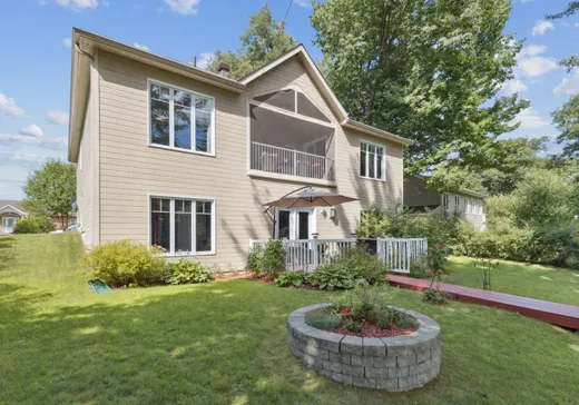 Maison à vendre - 242 Rue Martin, Plaisance, J0V 1S0