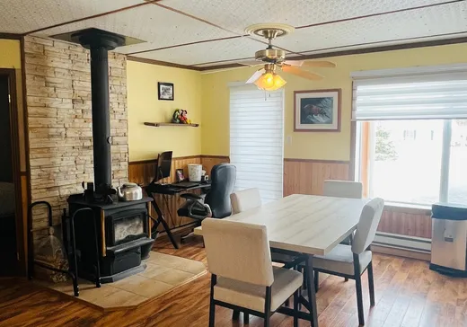 Maison à vendre - 2203 Route Ste-Geneviève, Chicoutimi-Jonquière, G7H 5B2