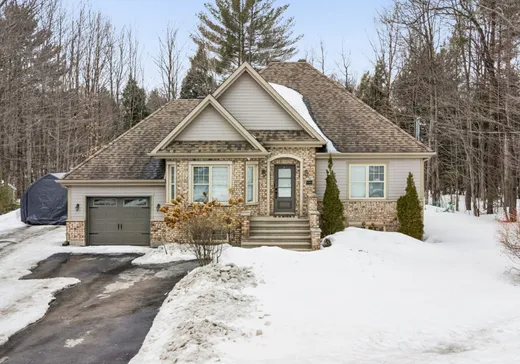 Maison à étages à vendre - 1033-1035 Rue des Saules, Saint-Jérôme, J5L0C3