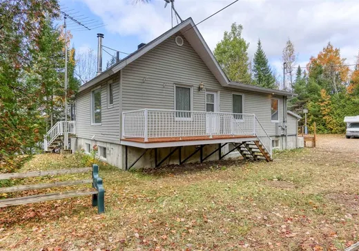 Bungalow for sale - 1211 Ch. des Lacs-Longs, St-Élie-de-Caxton, G0X2N0