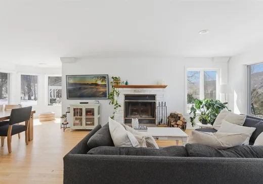 Maison à vendre - 287 Ch. St-Cyr, Pointe-Claire (Île de Montréal), J0B 2H0