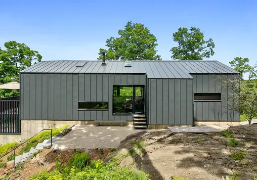 House for sale - 120 Rue des Sommets, Bolton-Est, J0E 1G0