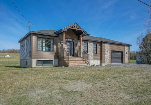 Bungalow à vendre - 189 Rue de l'Église, Ascot Corner, J0B1A0