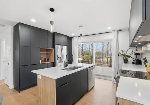 Maison à vendre - 891 Rue Dépôt, Valcourt, J0E 2L0