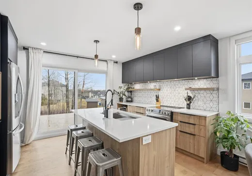 Maison à vendre - 891 Rue Dépôt, Valcourt, J0E 2L0