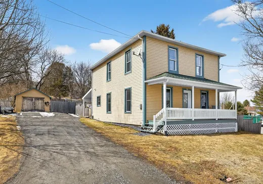 Two or more stories for sale - 130 Rue Bibeau, Cookshire-Eaton, J0B1M0