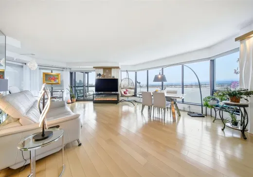 Condo for sale - 6545 Rue St-Laurent, App. 202, Lévis, G6V 3N9