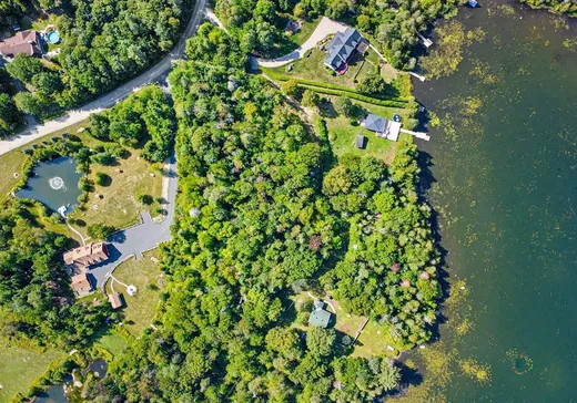 Maison à vendre - 343 Ch. Glen Acres, Saint-Sauveur, J0R 1R1