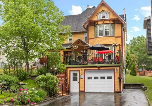 Maison à vendre - 156 Rue Commerciale, St-Damien-De-Buckland, G0R 2Y0