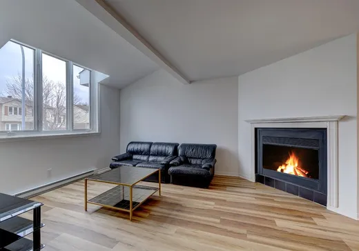 House for sale - 3740 Rue Ontario, Brossard, J4Y 3A2