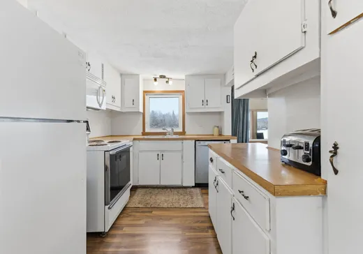 Maison à vendre - 181 Ch. du Lac-Sumas, L'Ascension, J0T 1W0