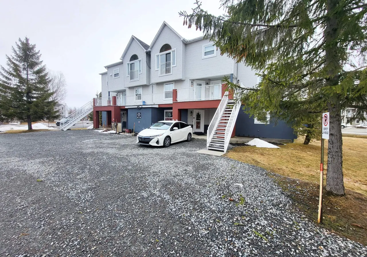2308 Place du Village — photo 1