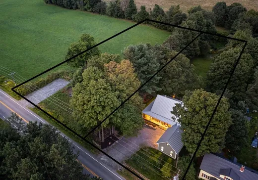 Maison à vendre - 2240Z Route 143, Hatley, J0B 4B0