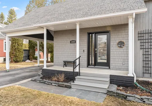 Maison à vendre - 2049 Rue Pierre-Hamel, Magog, J1X 5T9