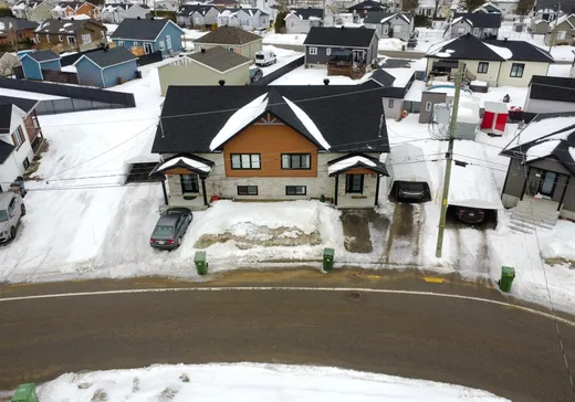 Maison à vendre - 112 Rue Savard, Saint-Basile, G0A 3G0