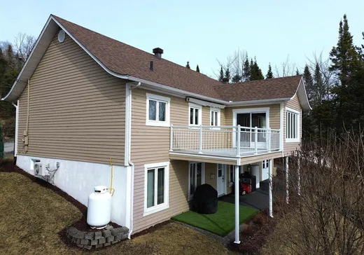 Maison à vendre - 2813 Rue de la Baie-des-Sables, Lac-Mégantic, G6B 1R5