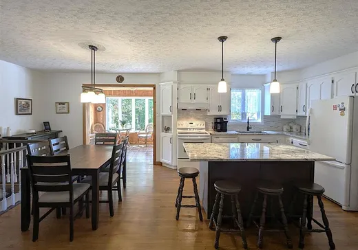 Maison à vendre - 2813 Rue de la Baie-des-Sables, Lac-Mégantic, G6B 1R5