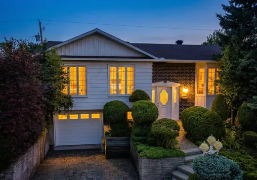 Two or more stories for sale - 490 Av. Quintal, Laval (Laval-des-Rapides), H7N5B6