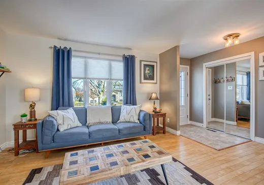 House for sale - 396 Rue De La Salle, Boucherville, J4B 6E9