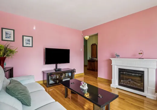 Maison à vendre - 615 Rue Coursol, Laval (Chomedey), H7V 1W2