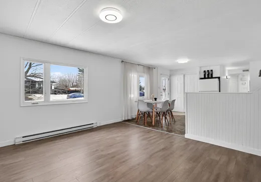 Maison à vendre - 2441 Rue Brodeur, Terrebonne, J7M 2B1