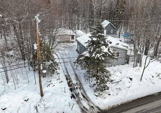 Maison à étages à vendre - 6945 Route 335, Saint-Calixte, J0K1Z0
