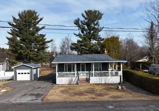 Maison à vendre - 115 Rue Thibodeau, Saint-Félix-de-Kingsey, J0B 2T0
