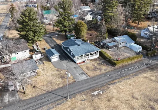 Maison à vendre - 115 Rue Thibodeau, Saint-Félix-de-Kingsey, J0B 2T0